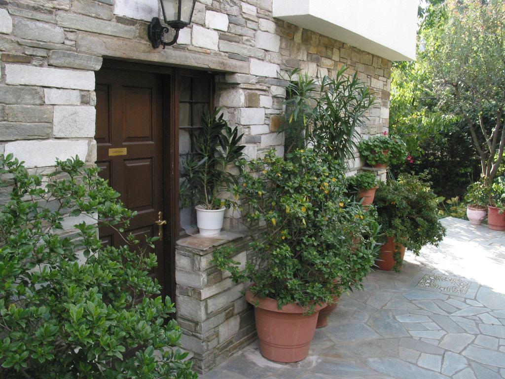 Villa Georgie ซาการาดา ภายนอก รูปภาพ